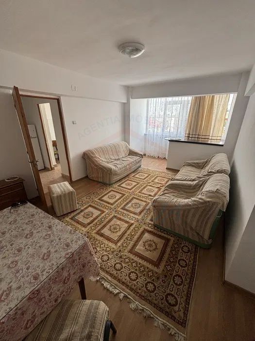 Vanzare apartament cu 3 camere, Ultracentral, pret 83.000 EURO, sup.68 - Poză 2