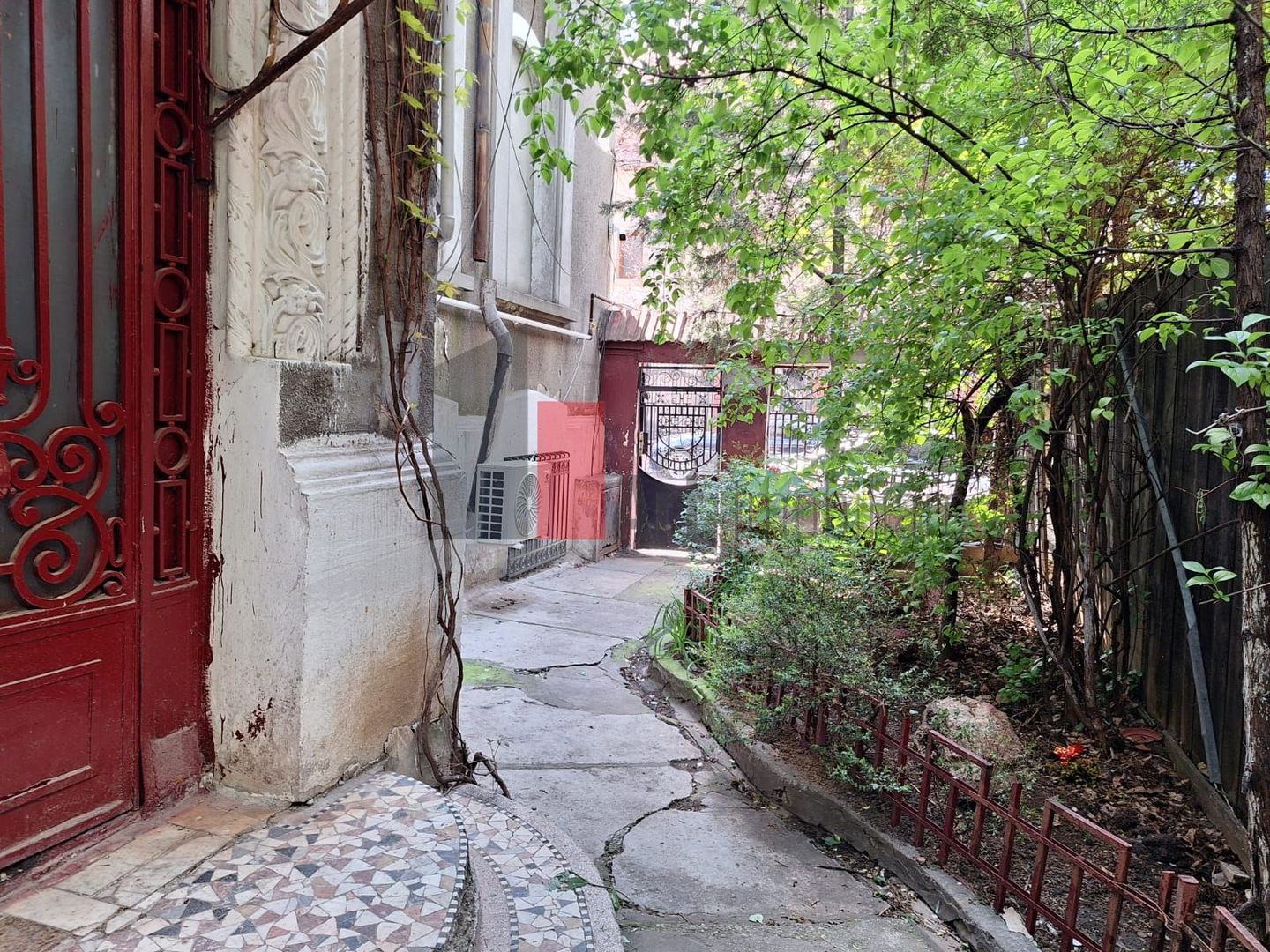 Apartamentul "KORTER" , et. 2 in vila, SINGUR PE ETAJ - Poză 22