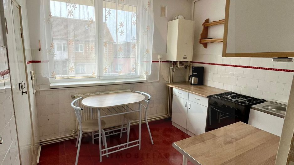 Apartament 2 camere baie cu geam bucatarie inchisa si lift nou Cedonia - Poză 6