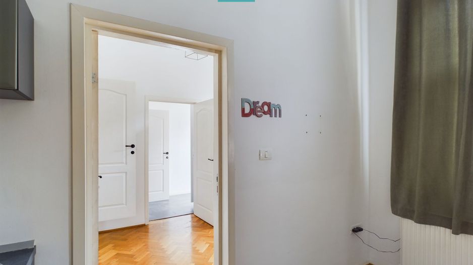 Apartament situat la km 0 in Arad - Poză 10