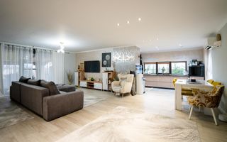 Casa Lux Grigorescu Oradea - Poză 1