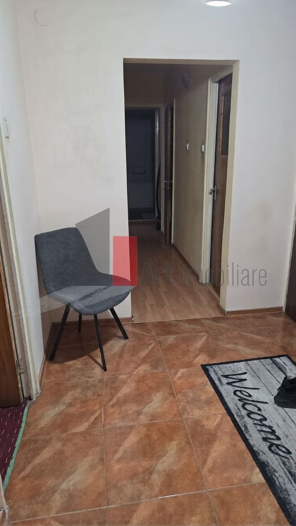 0% Comision, Apartament de vanzare 3 camere, et 2/8, Aparatorii Patriei - Poză 3
