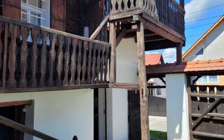 Casă monument istoric I 70 mpu I Teren 2500 mp I Săliște - Poză 1