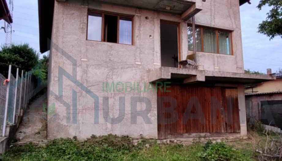 Casă de vânzare în satul Cârlig, comuna Popricani, județul Iași – 240 mp, 3 camere, 135.000 EUR - Poză 2