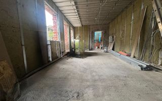 Vila solidă cu potential mutiplu 5 camere + teren || Piața Romană–Polonă - Poză 2