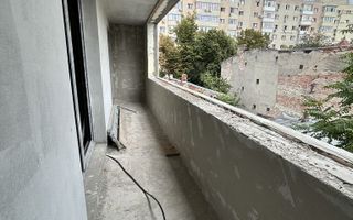 Apartament 3 camere de vanzare - Poză 6