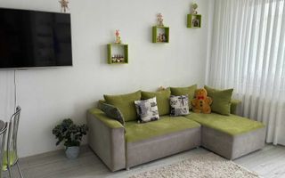 Vanzare apartament 3 camere, 2 minute de METROU - Poză 1