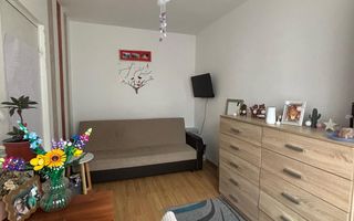 Apartament 2 camere, semidecomandat - Poză 2