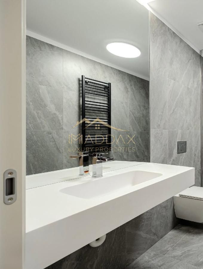Apartament exclusivist cu vedere panoramică către Lacul Tei *** - Poză 4