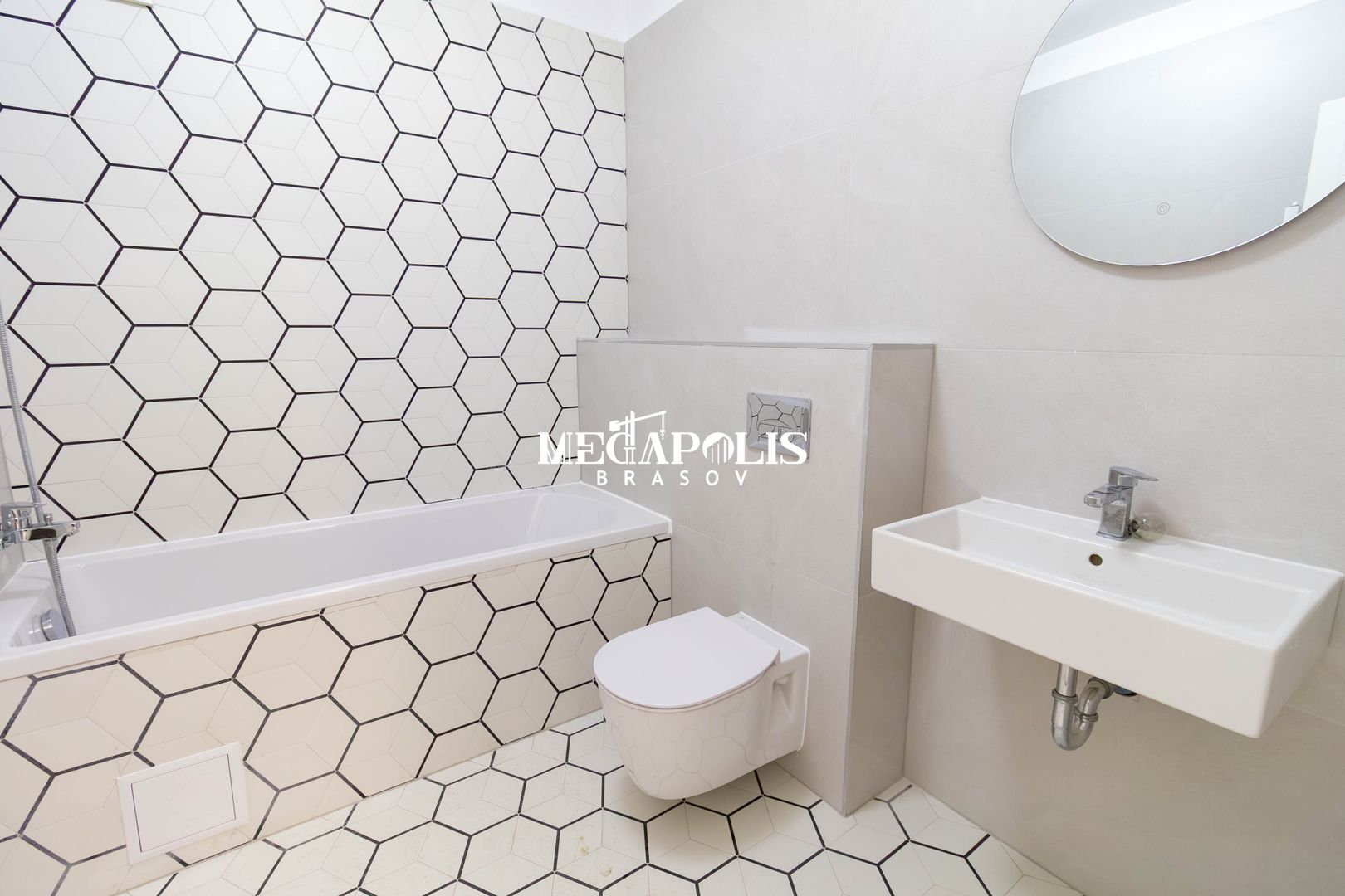 Schimb apartament 3 camere Tractorul cu 2 camere + 70.000 € diferență - Poză 1