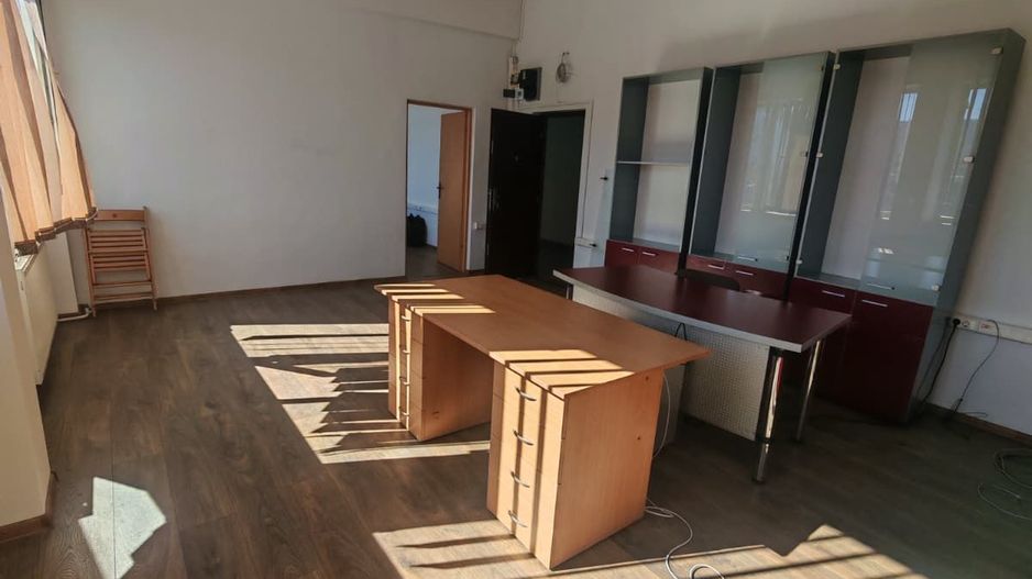 Spatii de birouri si productie-depozitare in Brasov - Poză 4