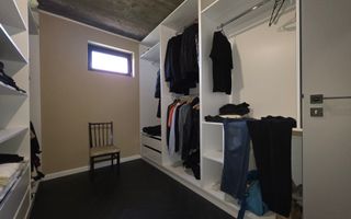 Vila intr-un peisaj idilic la 15 minute de capitala, pret imbatabil! - Poză 16