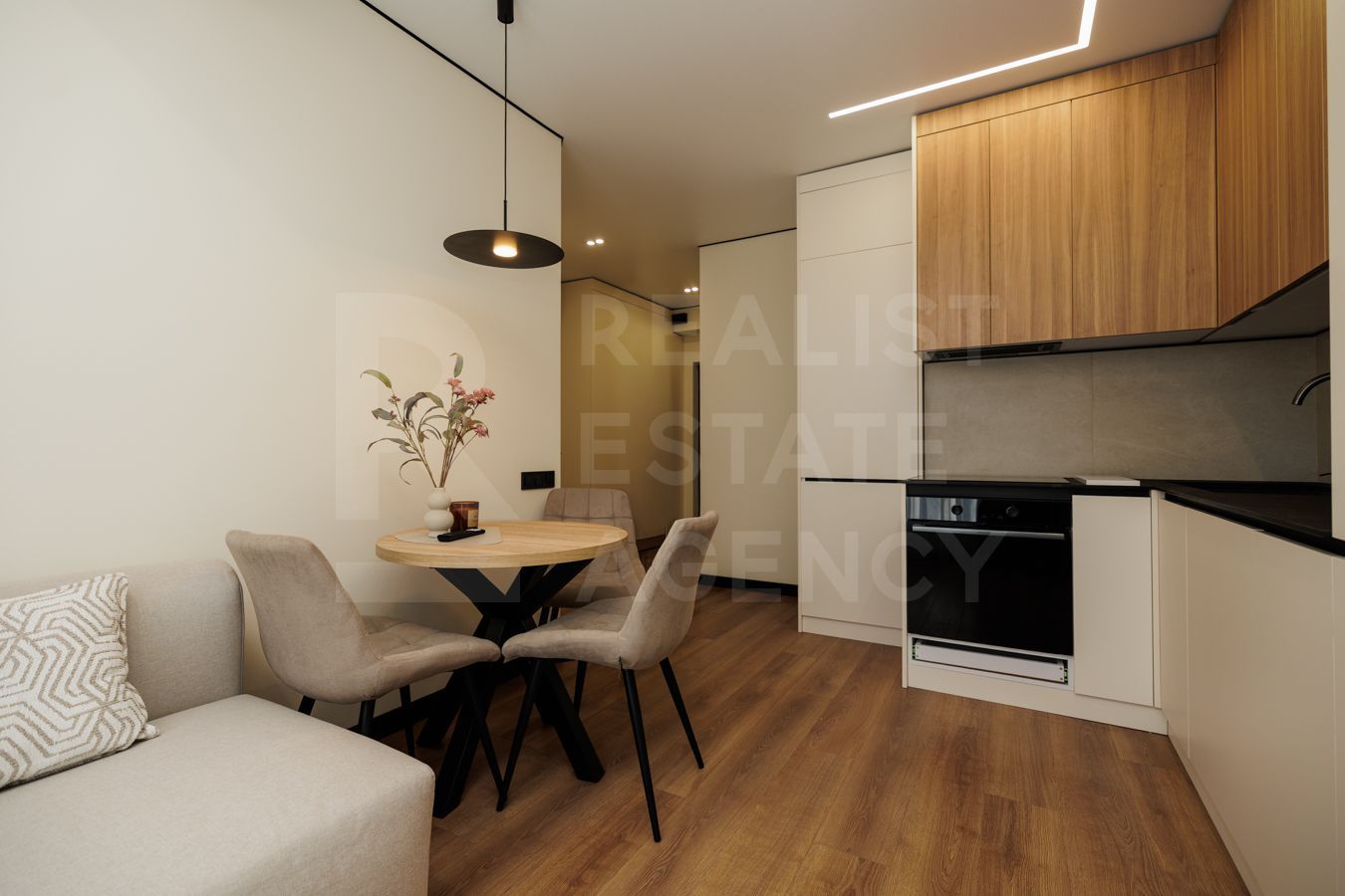 Vînzare, apartament, 2 camere, str. Ghică Vodă, Botanica - Poză 1