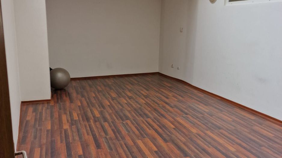 Birou deosebit 30 mp SAD - Poză 2