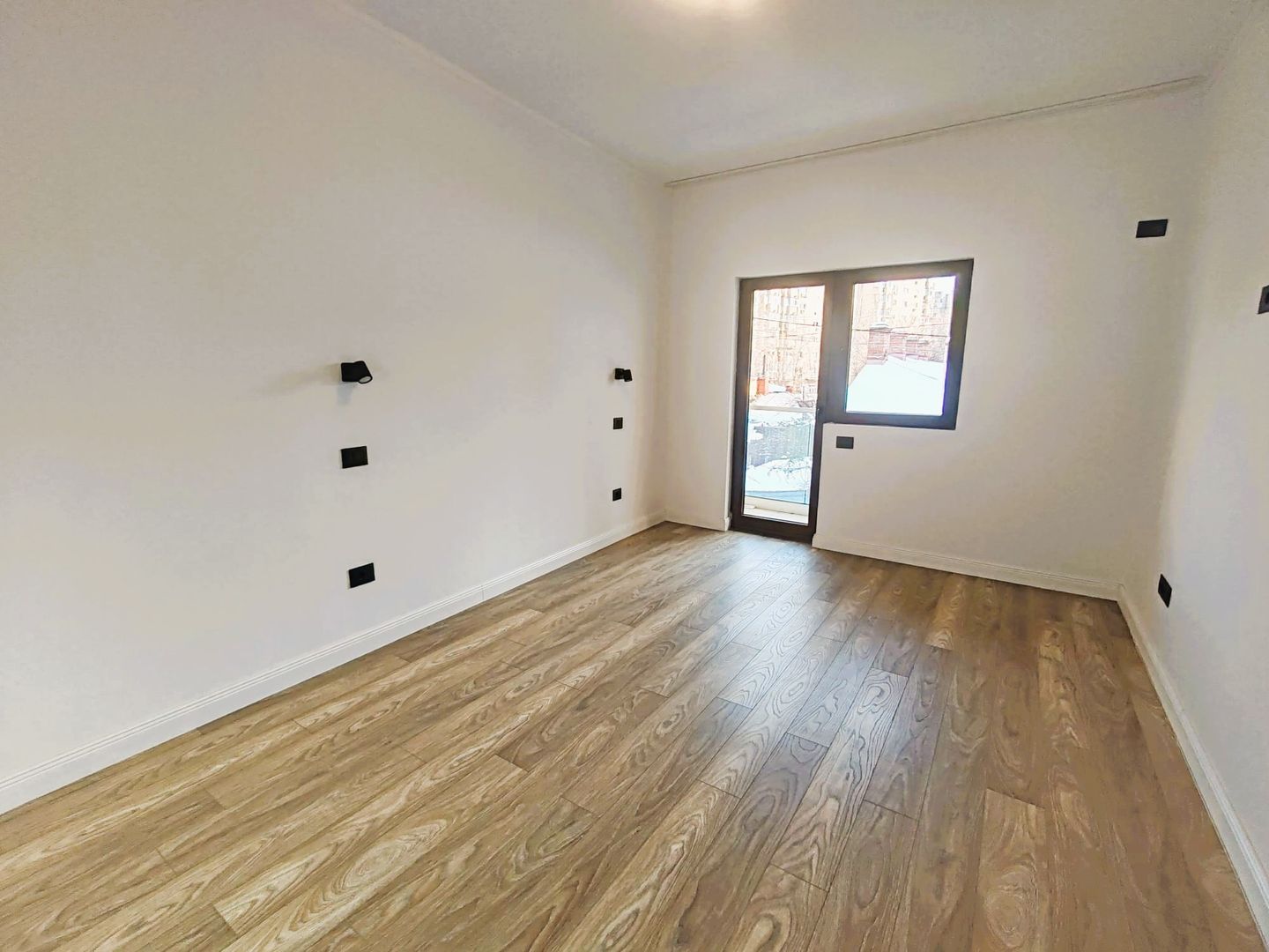 Vanzare Vila 13 Septembrie finisaje de lux - Poză 17