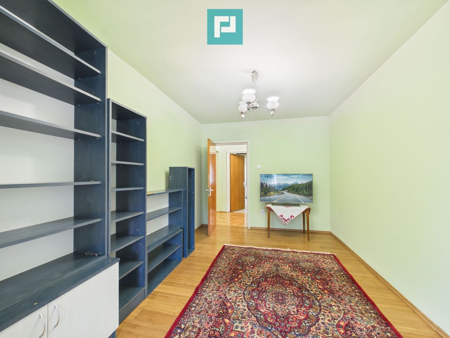 Apartament cu 5 camere în zona Polivalentă - Poză 10