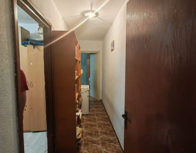 Apartament 3 camere, Brancoveanu, zona Covasna. Loc parcare. - Poză 10