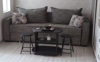 Închiriez apartament - Poză 1