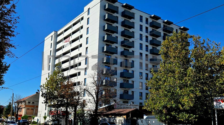 MUTARE IMEDIATA / decomandat / et. 2 / FINISAT / COMISION 0% / BLOC CU 2 LIFTURI - Poză 1