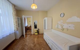 Apartament modern 3 camere curte individuala pe Bulevardul Victoriei - Poză 7