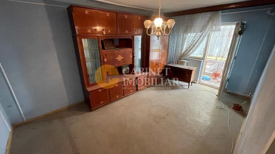 3 camere decomandat, modelul cu 2 bai, 2 balcoane, etaj 2, zona Dacia - Poză 1