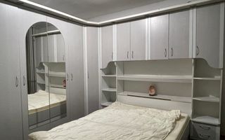 Apartament cu 3 camere | Zona Rogerius | Oradea - Poză 12