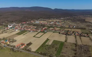 Loc de casă în Odvoș - Conop 3000mp - Poză 31