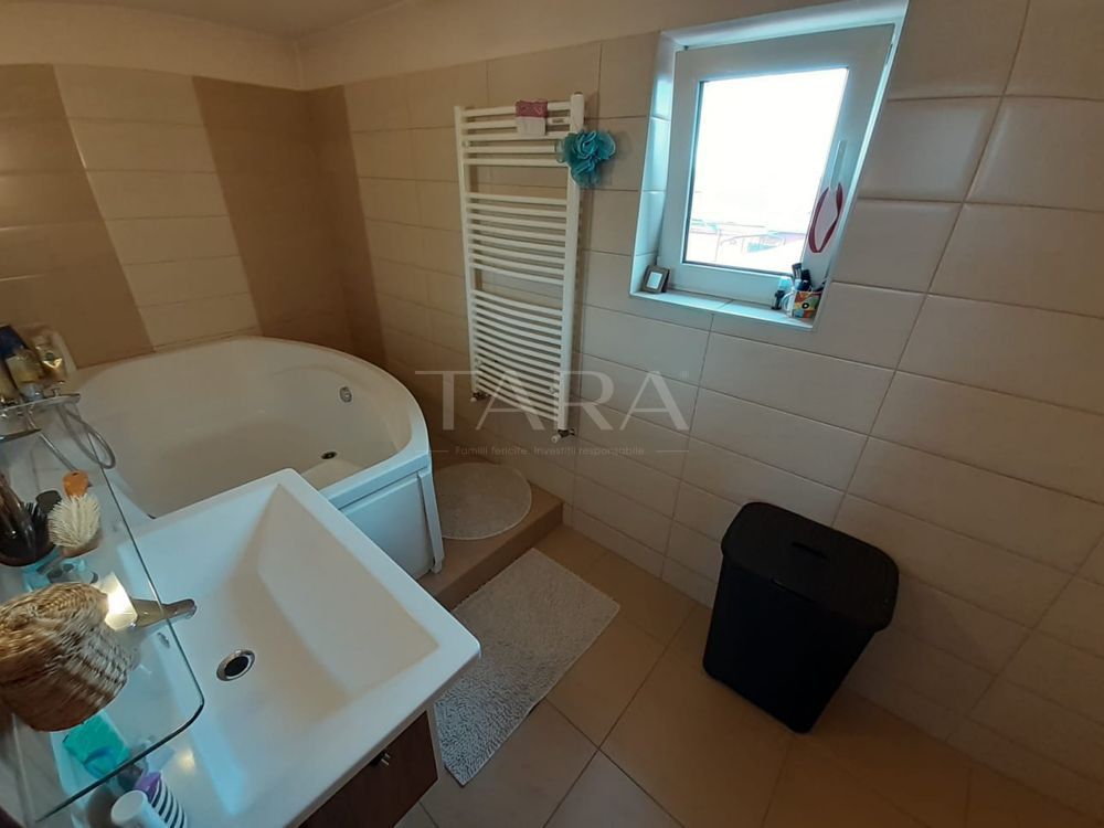 Apartament in Duplex, pe doua niveluri. - Poză 6