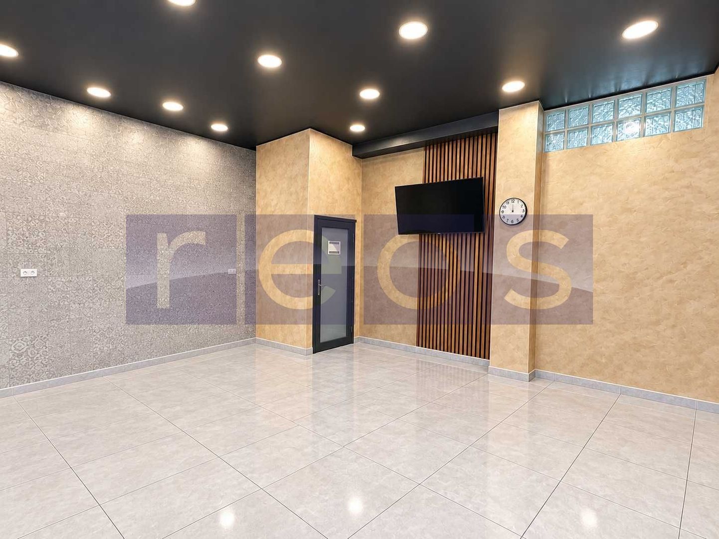 Spațiu comercial stradal de închiriat | 35 mp | Vitan - Poză 2