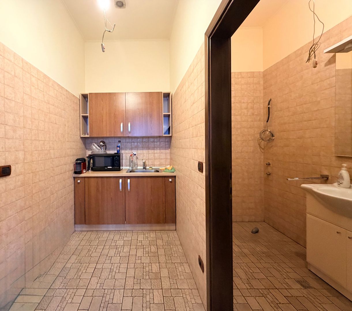 Spațiu ideal pentru cabinet sau activități de birou- Piața Unirii - Poză 14