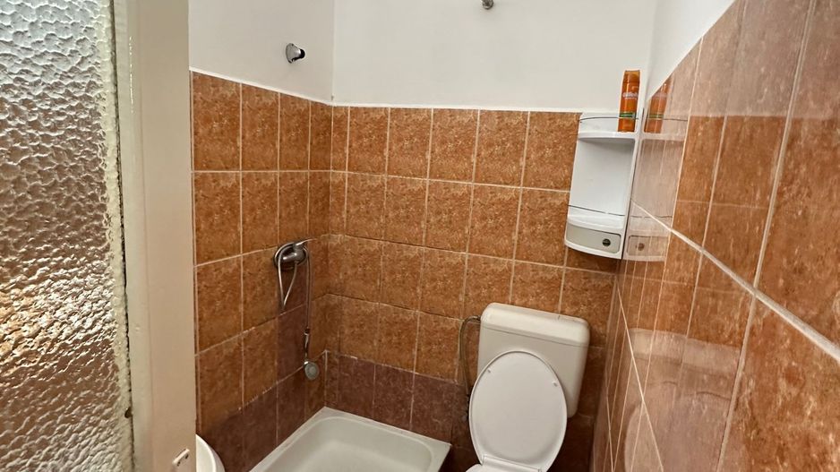 Apartament spatios 150 mp - Poză 26