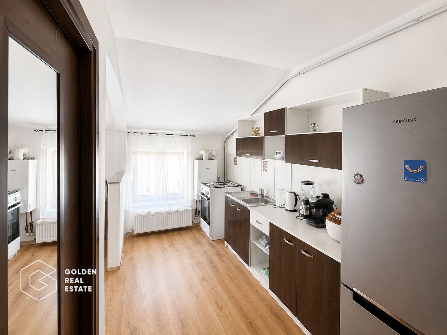 Apartament 2 camere, zona Parneava, etaj 3, centrala proprie, loc parcare - Poză 9