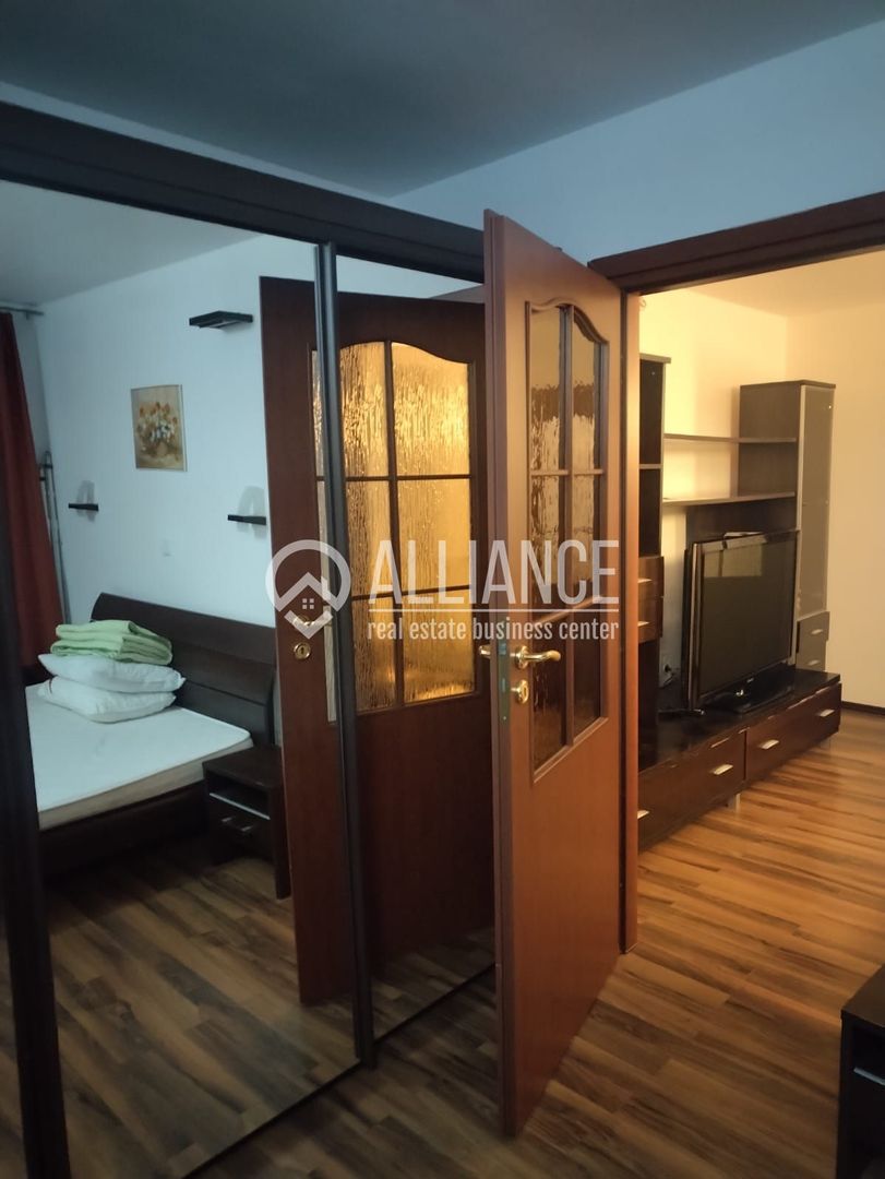 Central (cod04)-Apartament 3 camere mobilat utilat - Poză 13