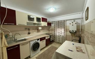 Str Babadag apartament 2 camere renovat, centrala gaz - Poză 6
