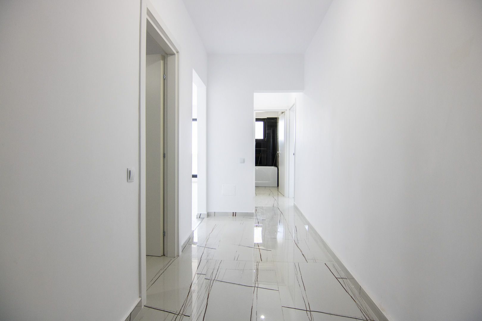 Luna IUNIE vine cu -10% REDUCERE - Poză 3