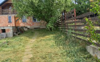 De Vanzare:  Casa individuala in Campenesti! - Poză 2