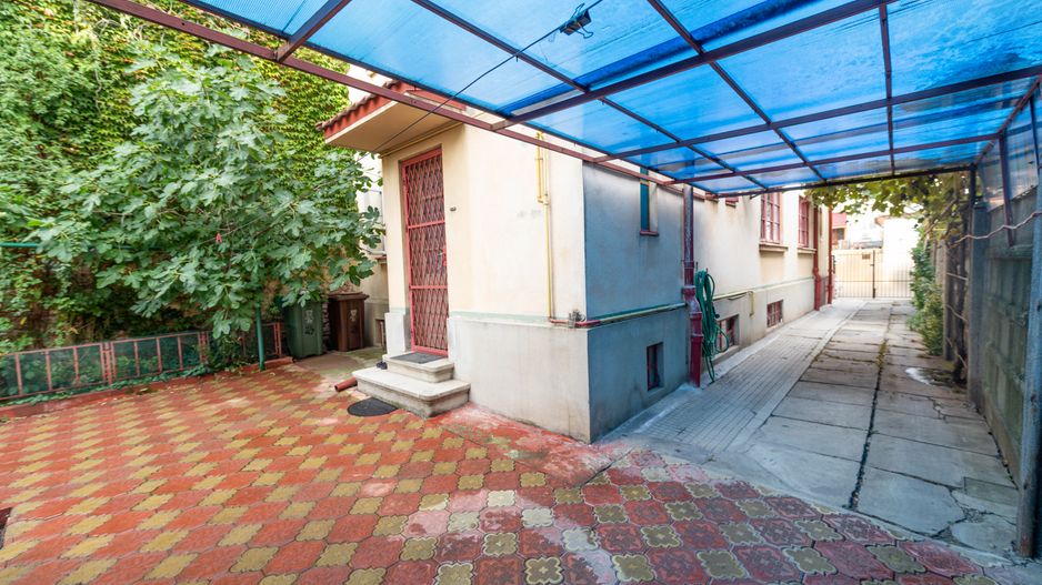 Casa de vanzare, 138 mpu, 244 teren, curte, garaj, Cartierul Domenii - Poză 31