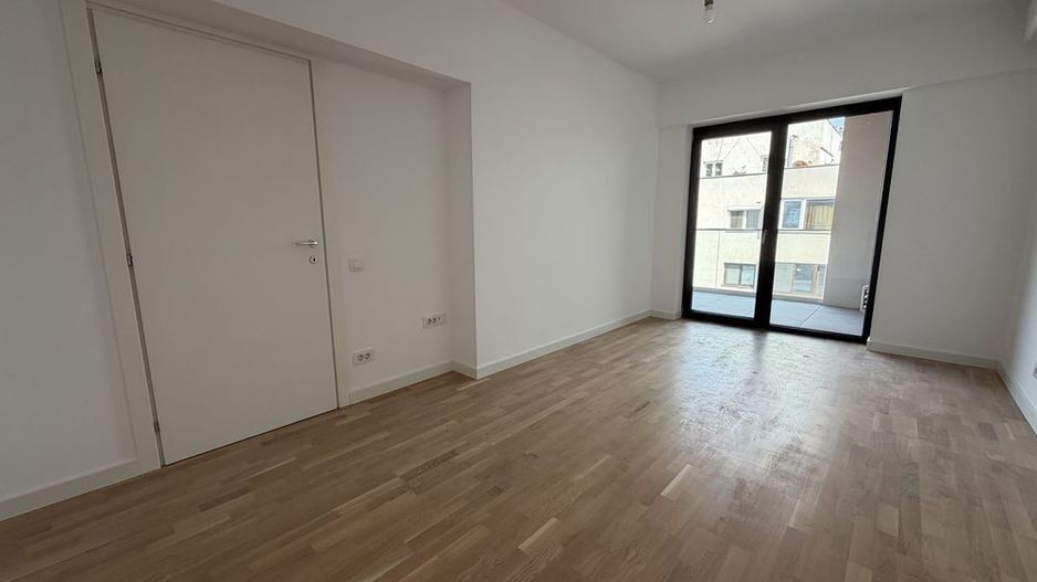 Vanzare apartament 2 camere decomandat, etaj 7, parcare, 13 Septembrie - Poză 3