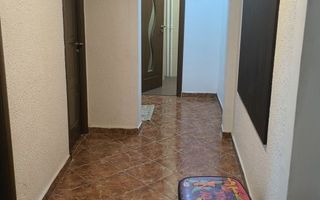 Închiriez 3 camere Tineretului - Poză 2