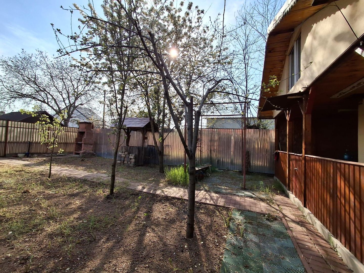 Teren plus Casa cu 2 Camere  zona Andronache – Gherghiței - Poză 6