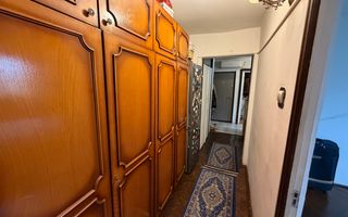 Decomandat. La 2 pasi de Shopping City. 2 bai - Poză 11