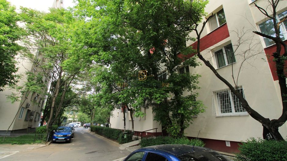 Apartament 4 camere cu potential comercial, stradal, comision0% - Poză 1