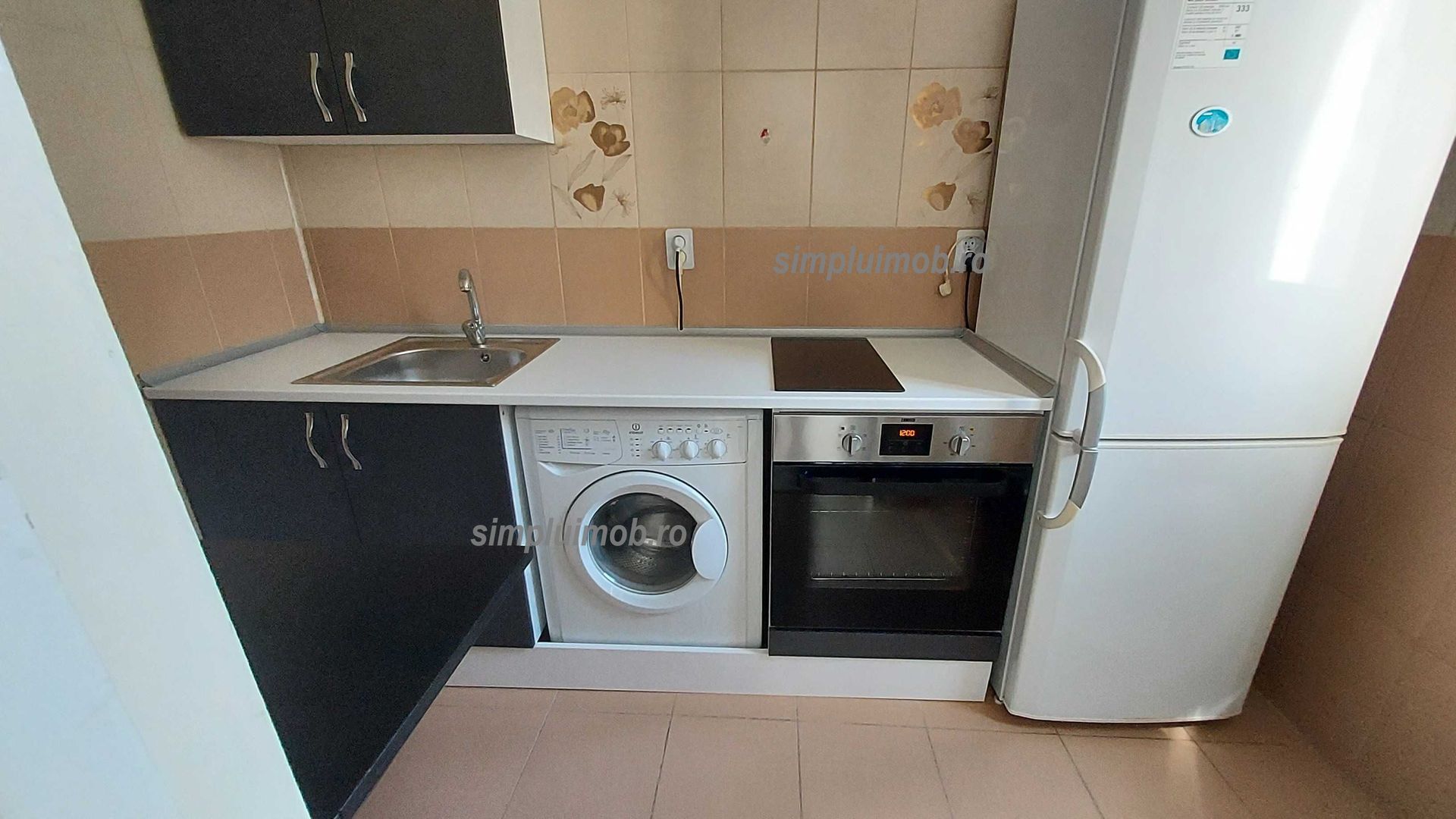 Garsoniera Decomandata Mobilata Utilata Mega Mall - Poză 6