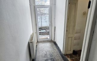 Casă cu arhitectură interbelică, 5 camere, teren 409 mp – Central - Poză 35