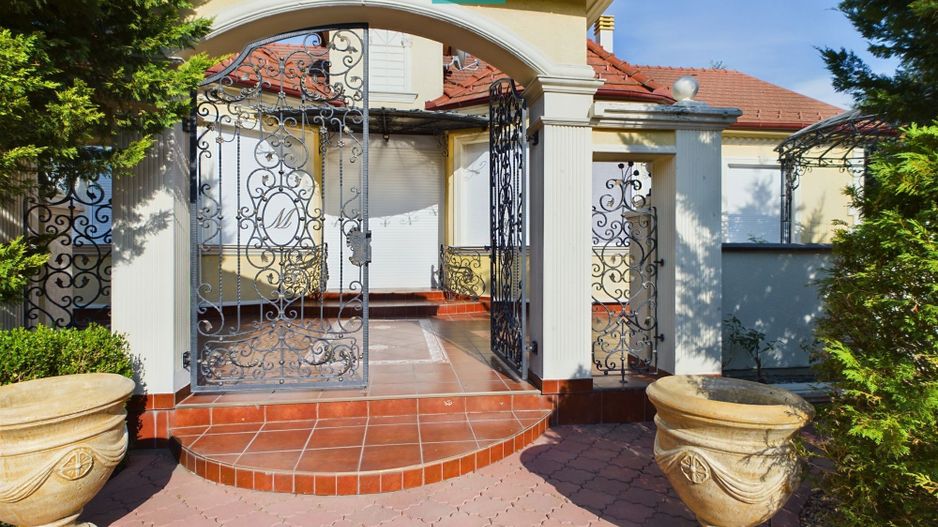 Vilă luxoasă în Serbia - Poză 16