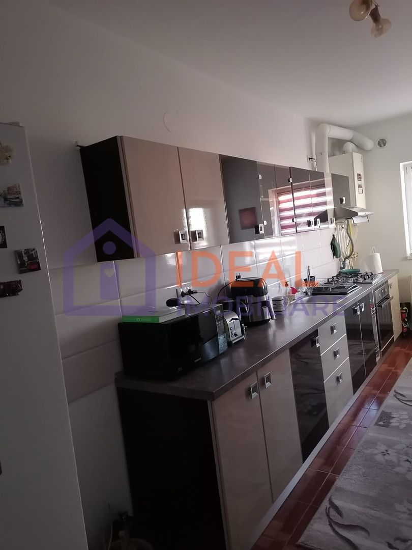 Apartament de vanzare 2 camere, in Selimbar - Poză 6