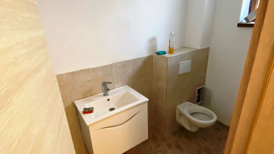 Casa tip duplex in Stupini - Poză 8