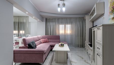 Apartament modern -3 camere, zona Intim