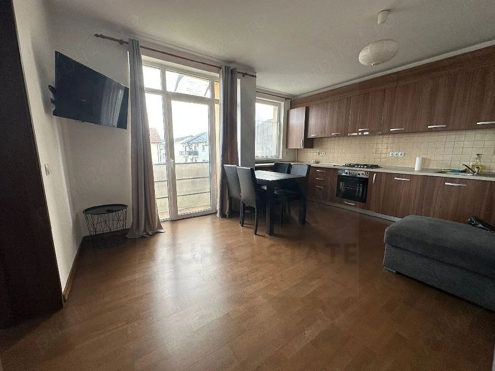 Apartment  3 camere 2 dormitoare balcon loc de parcare in Selimbar - Poză 3