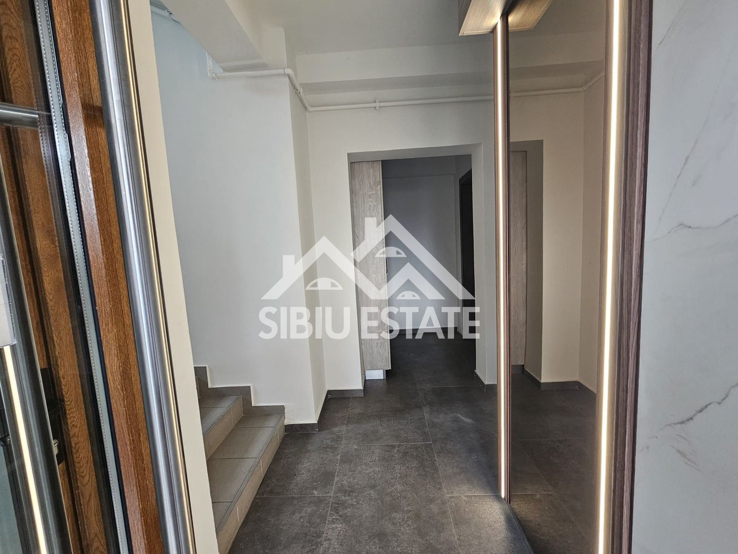 Spatiu birou de inchiriat Sibiu central - Poză 13